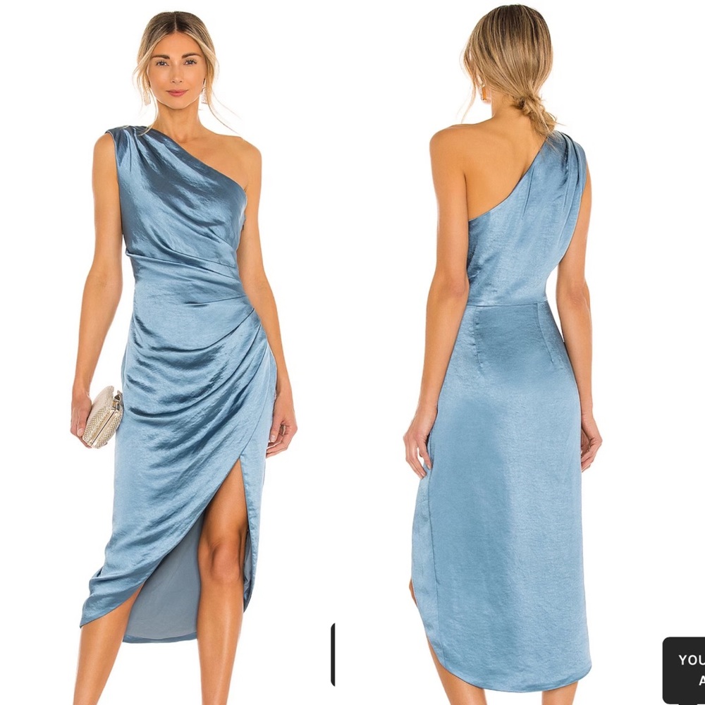Elliatt Cassini Dress in Cadet Blue